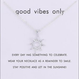 Good Vibes Sun Necklace - Silver